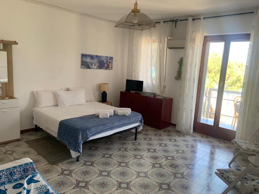 Rocca Mondello Rooms, Beach And Sea Palermo Eksteriør billede